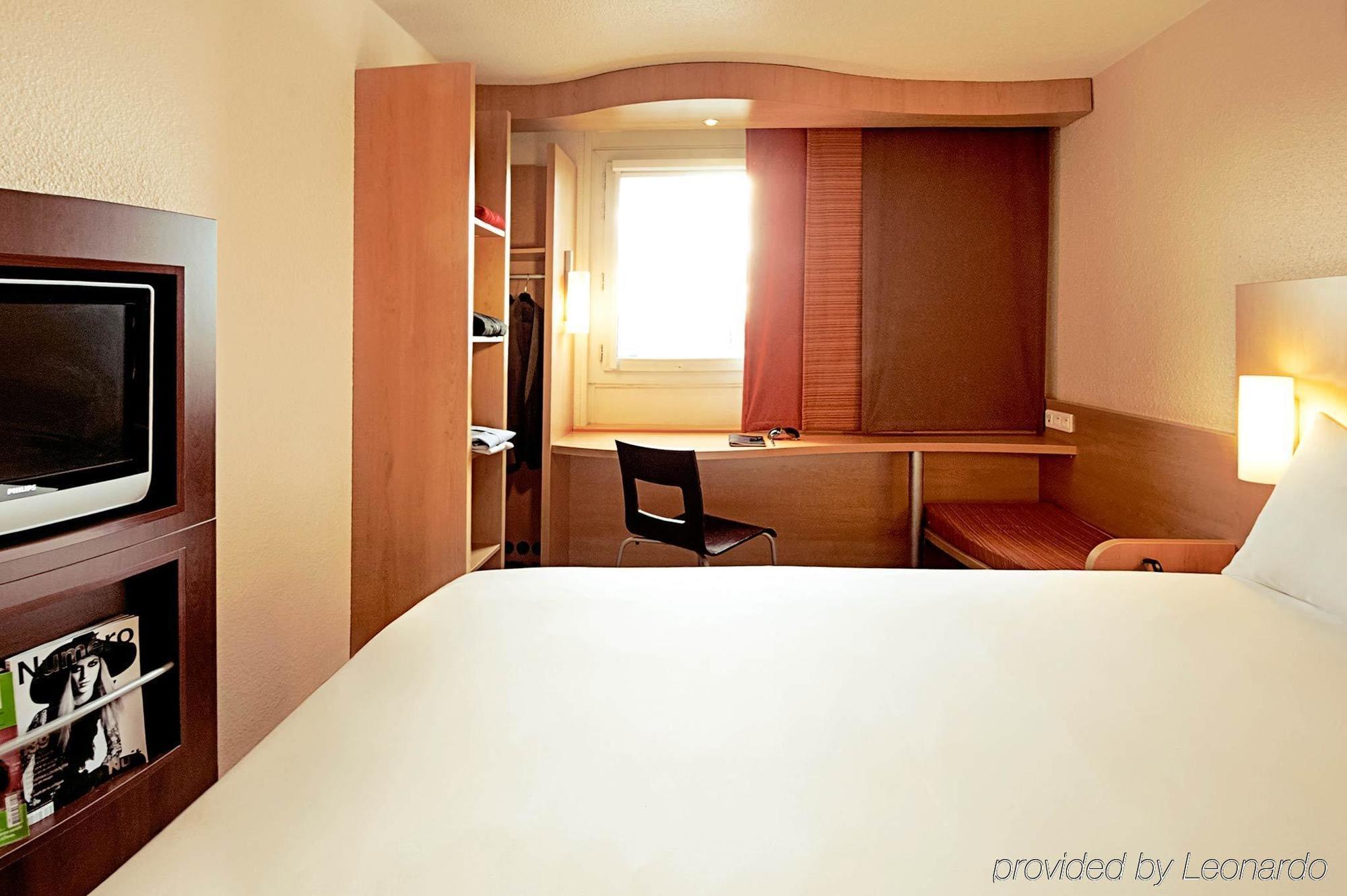 Ibis Lyon Est Chaponnay Hotel Luaran gambar